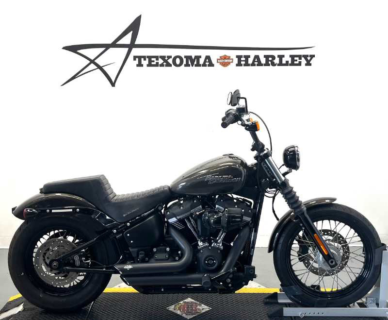 Street Bob®