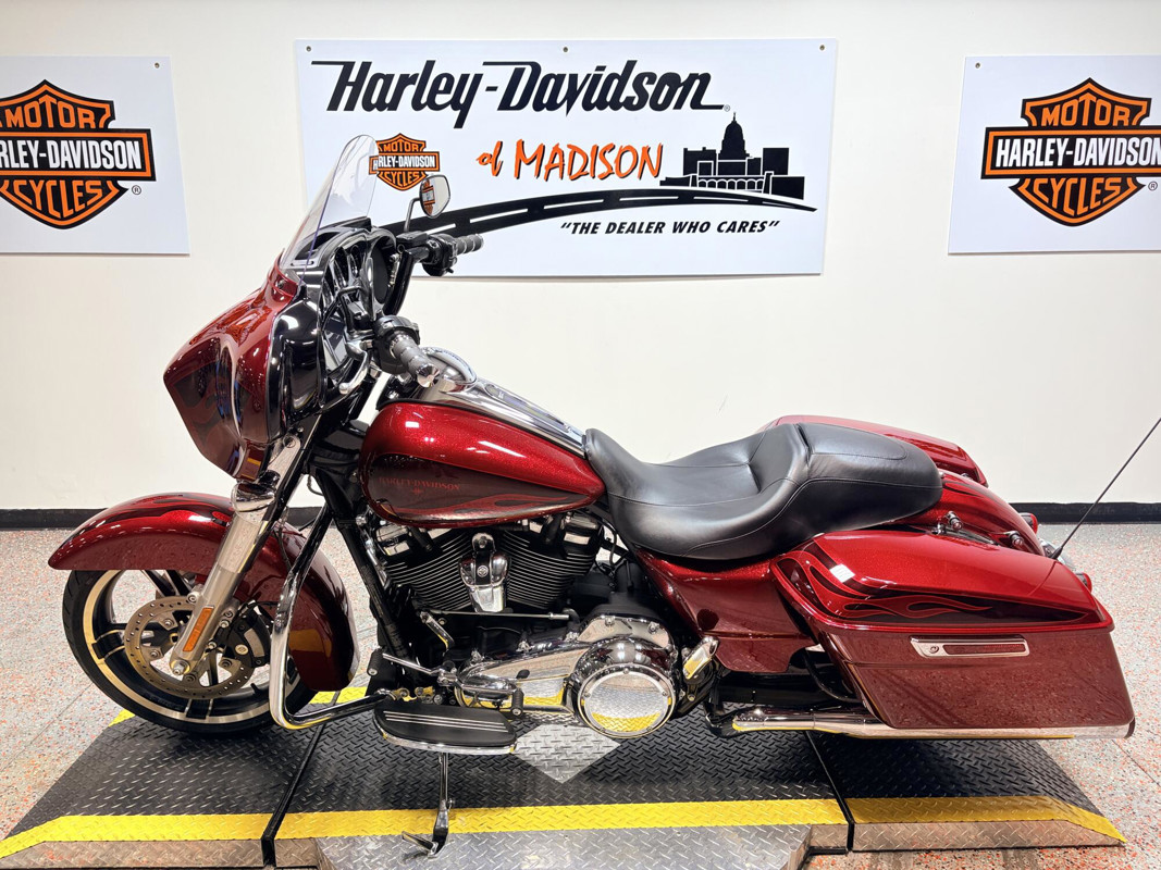 Street Glide® Special