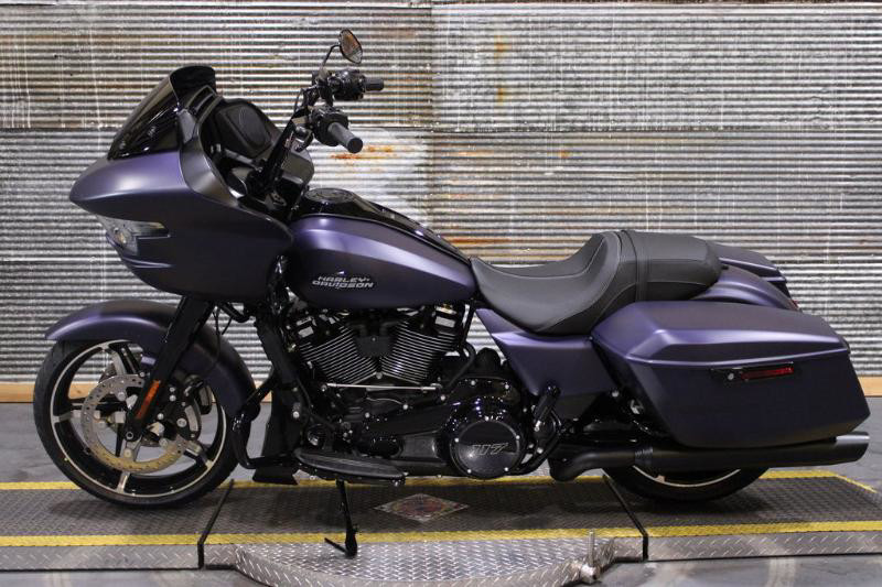 Road Glide®