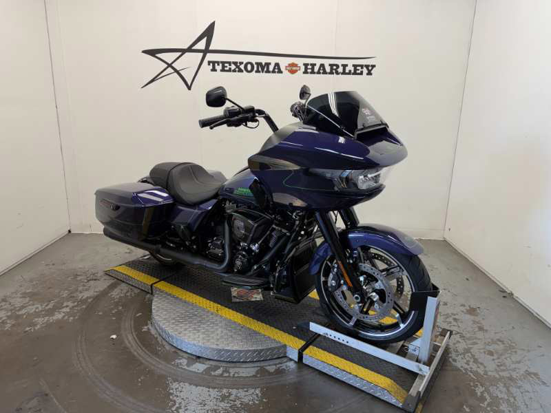 Road Glide®
