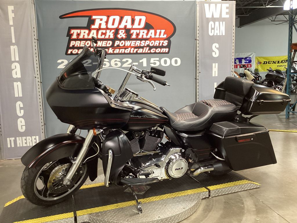 Road Glide® Custom
