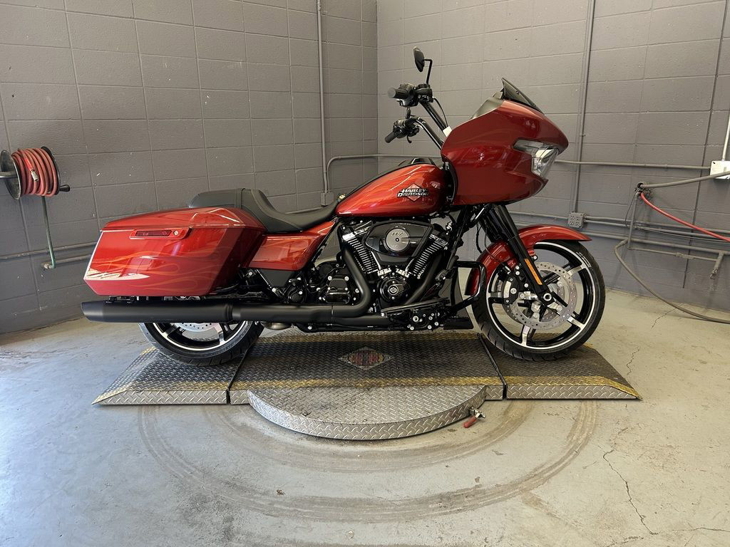 Road Glide®
