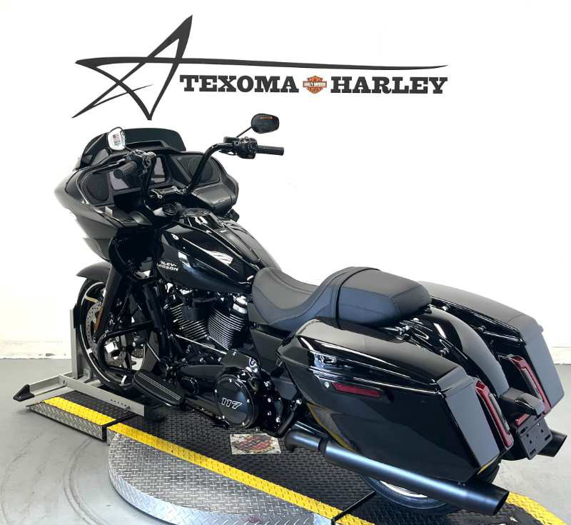 Road Glide®