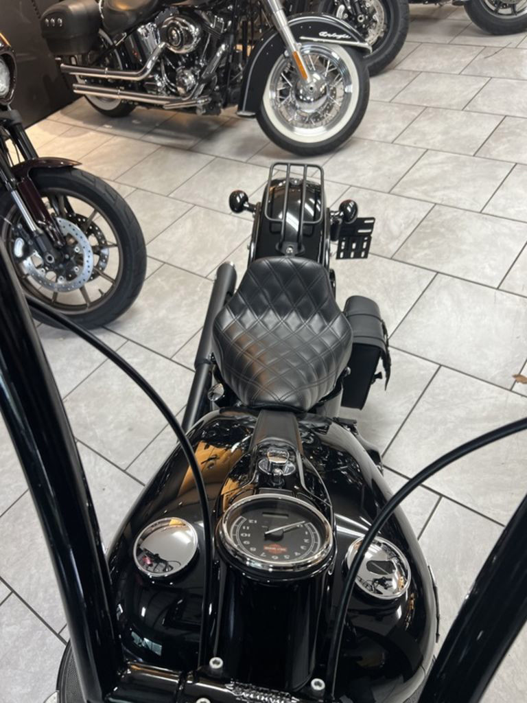 Softail® Slim® S