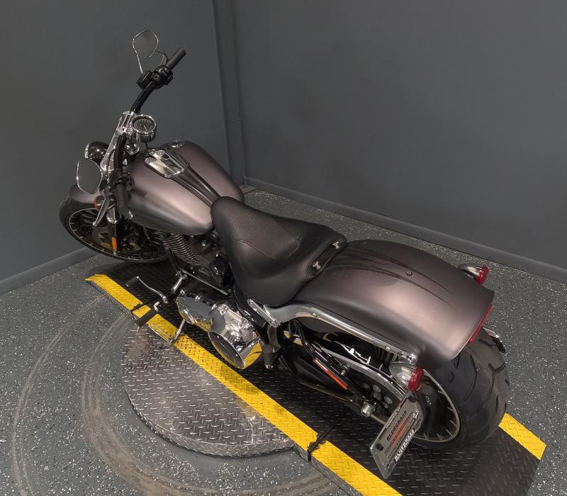 Softail® Breakout®