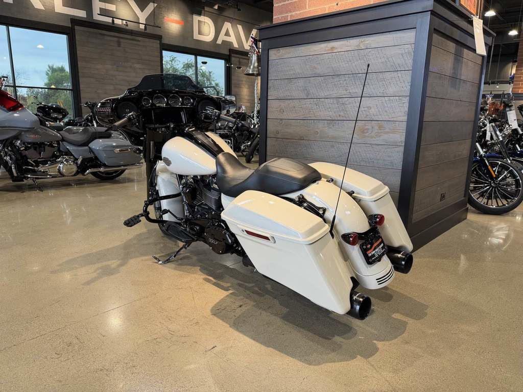 Street Glide® Special