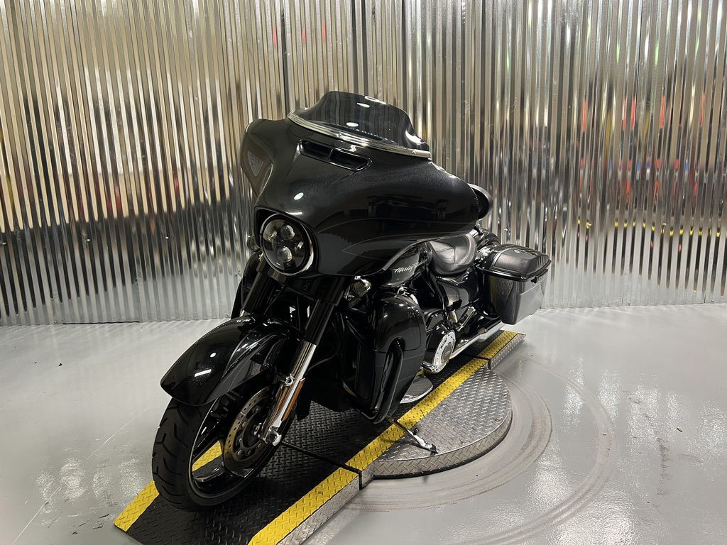 CVO® Street Glide®