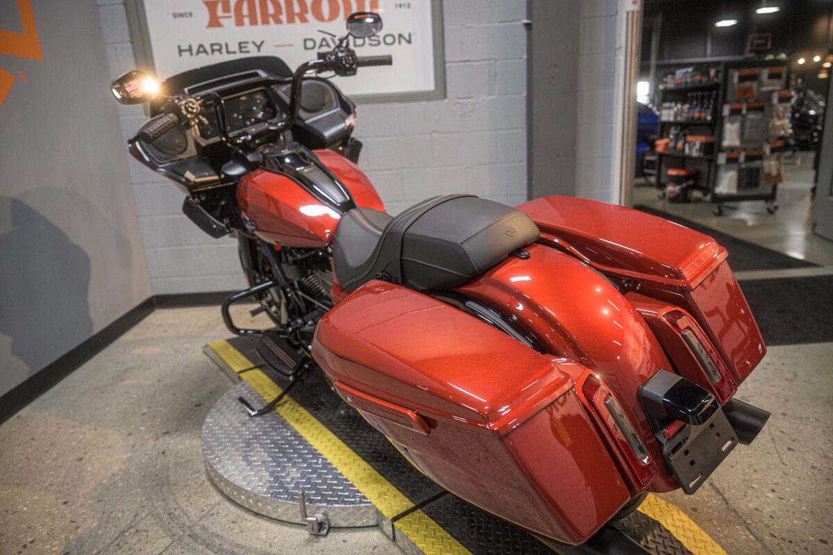 Road Glide®
