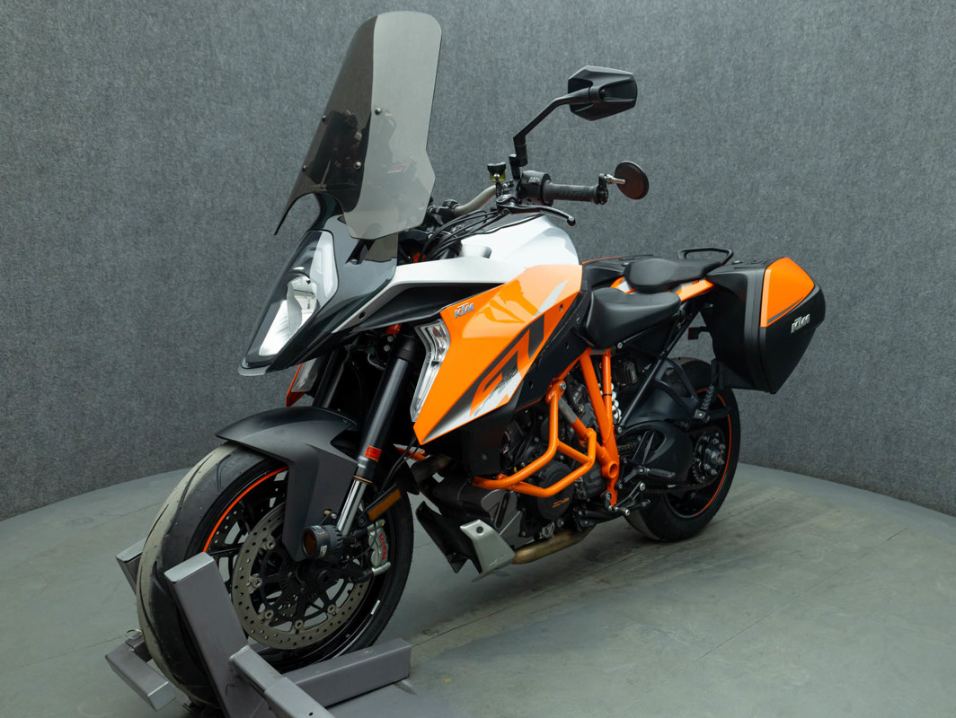 1290 Super Duke GT