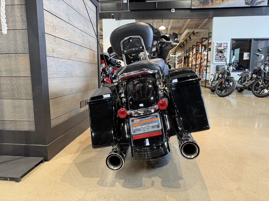Street Glide® PowerPak
