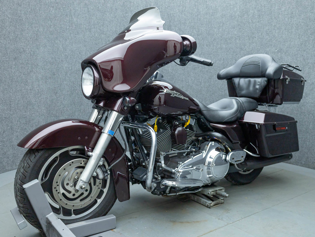 Street Glide®