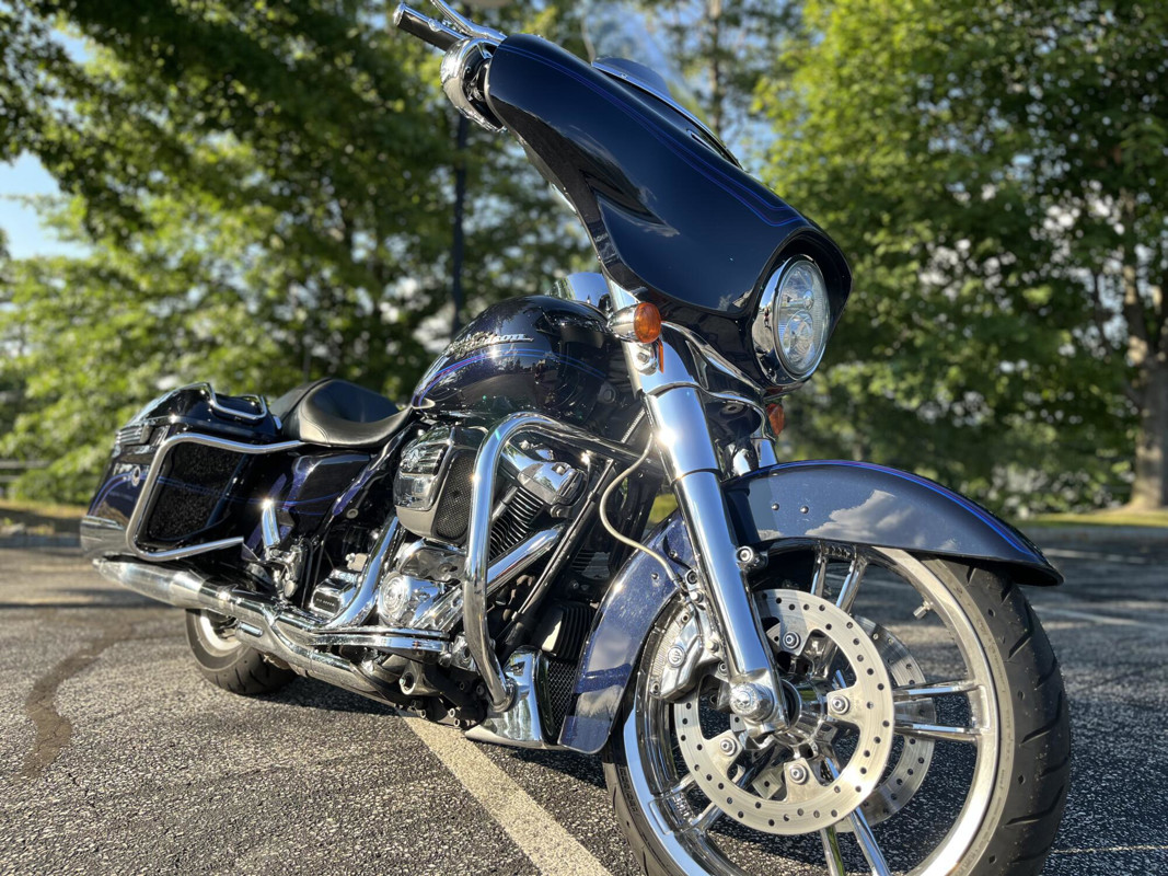 Street Glide®