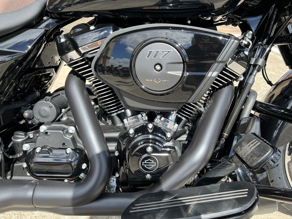 Road Glide®