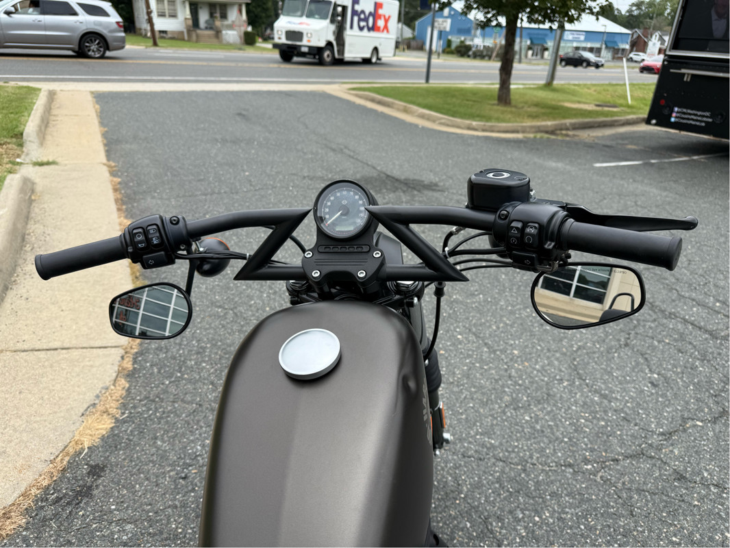 Iron 883®