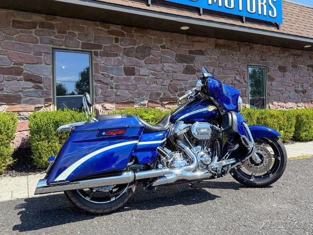 CVO™ Street Glide® 