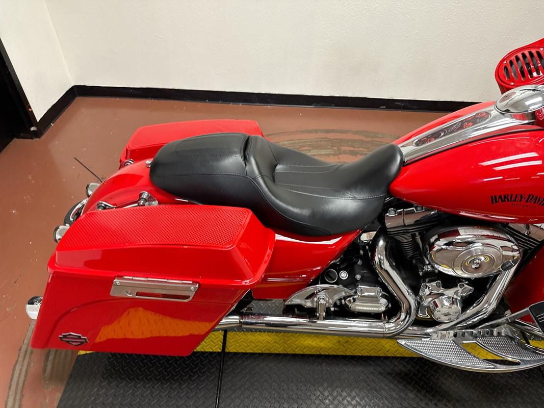 Road Glide® Custom