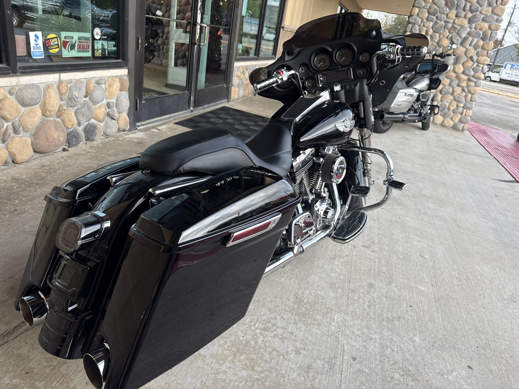 Electra Glide® Standard