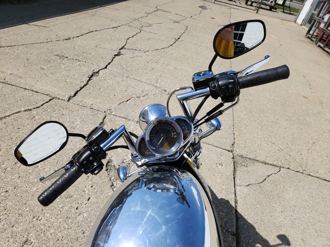 V-Rod® - Silver/Gray Frame