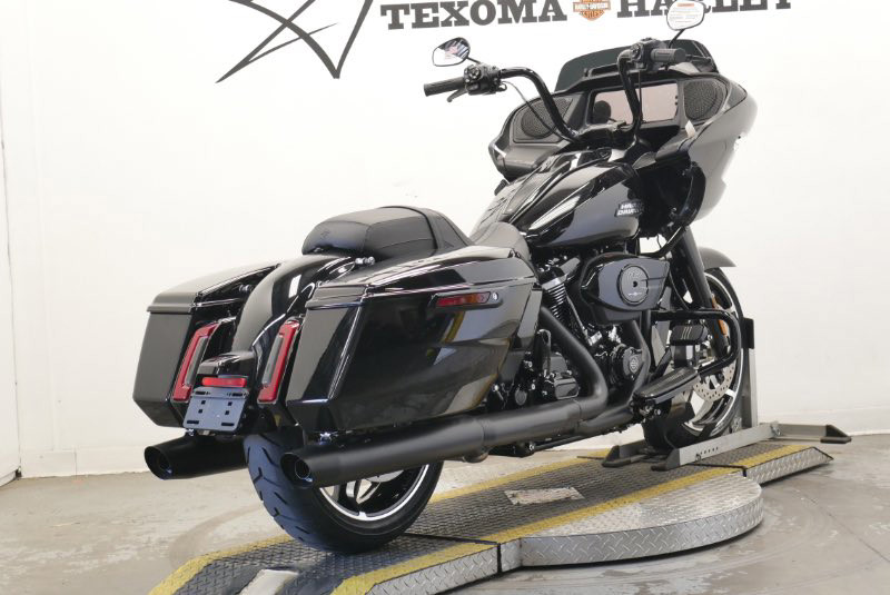 Road Glide®