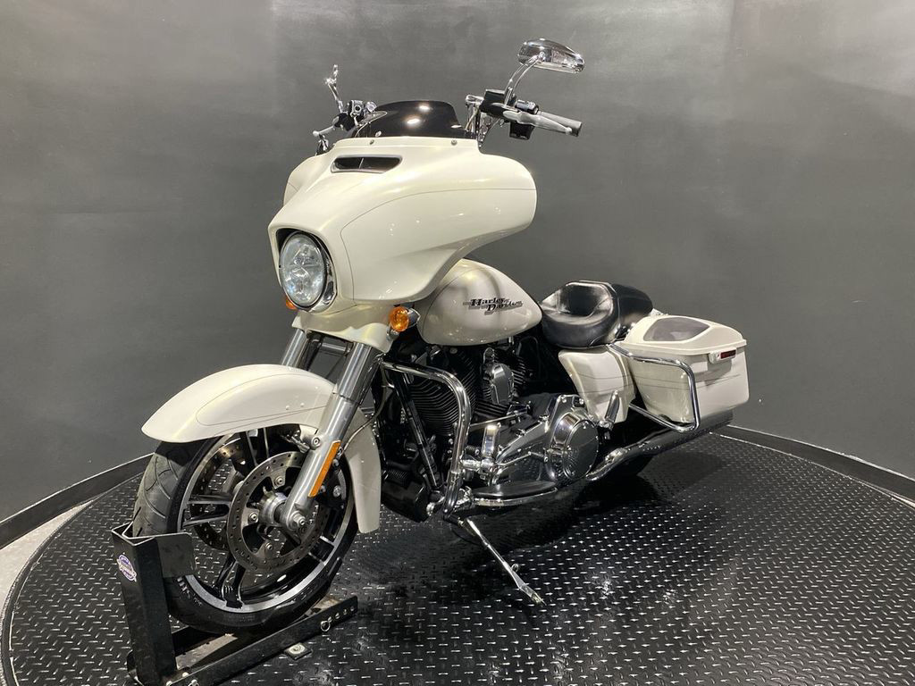 Street Glide® Special