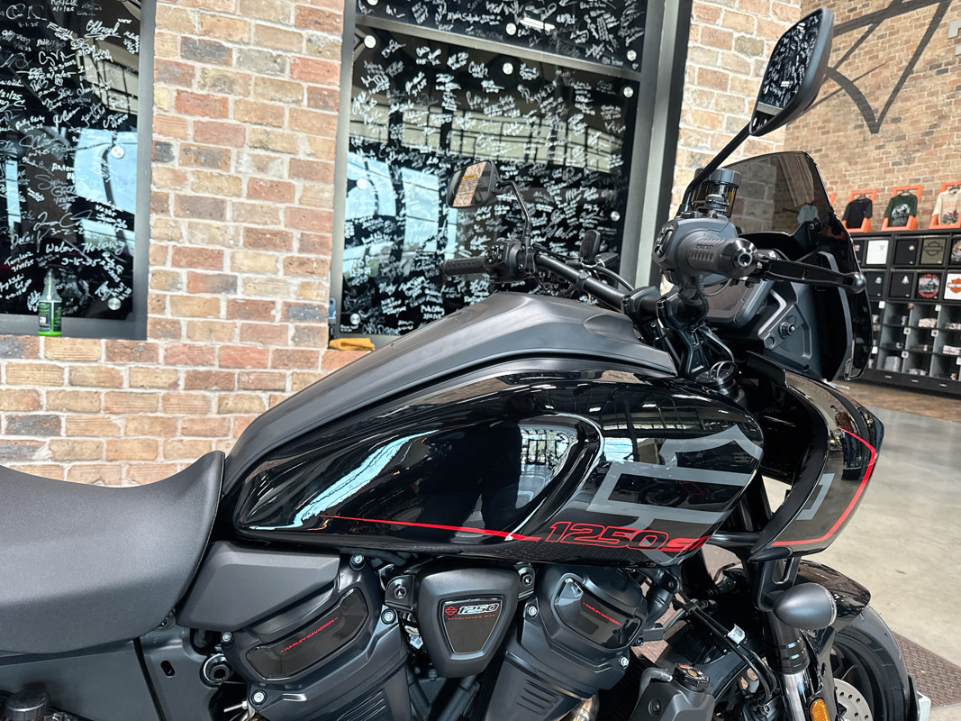 Pan America® 1250 ST