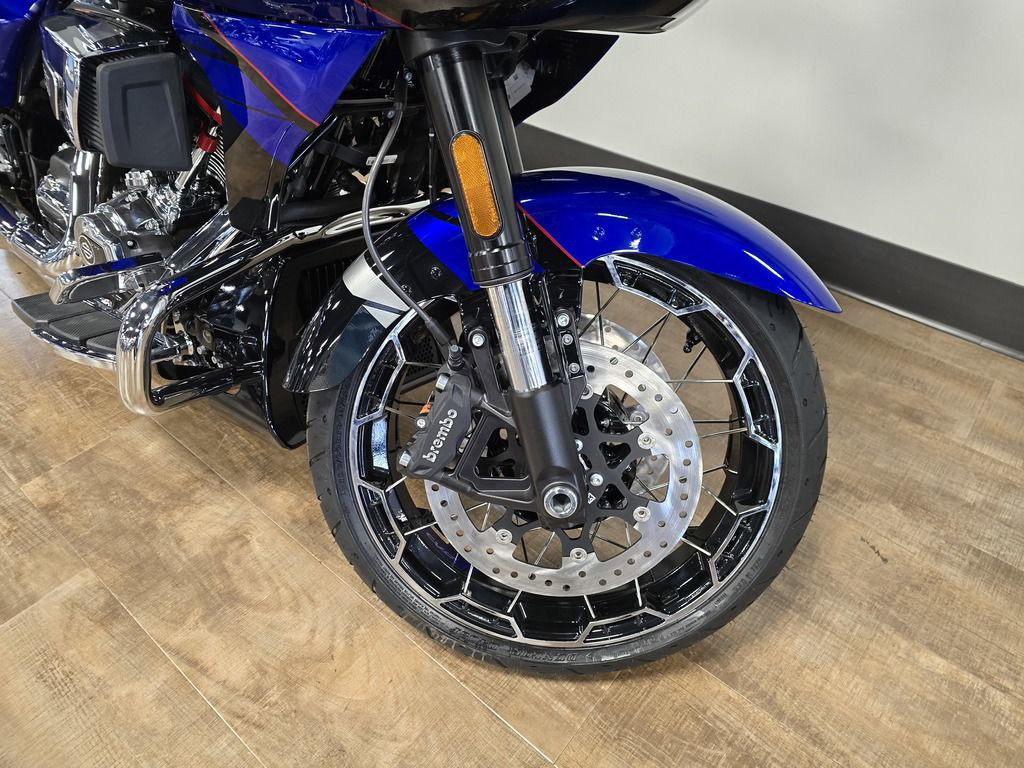 CVO® Road Glide®