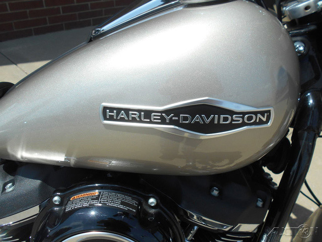Softail® Sport Glide®