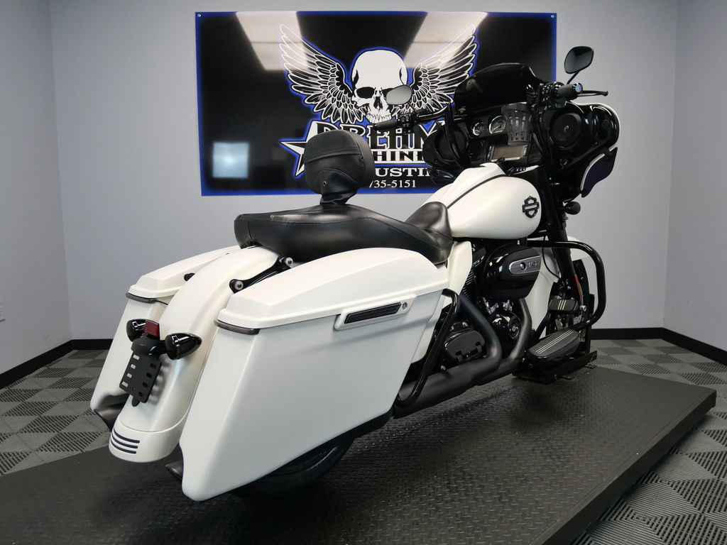 Street Glide® Special