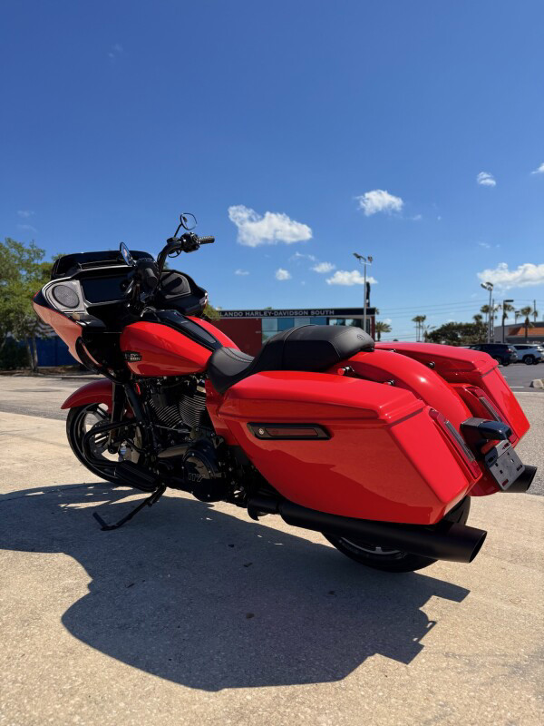 Road Glide®