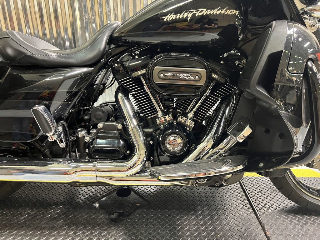 CVO® Street Glide®