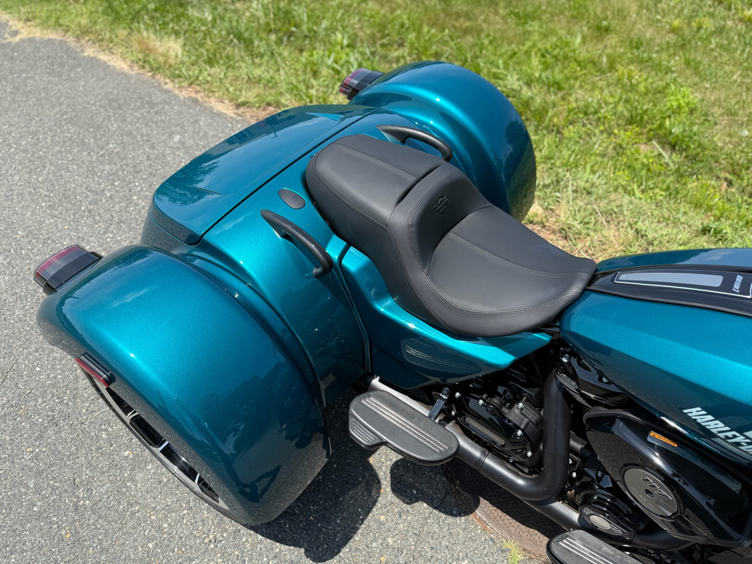 Road Glide® 3