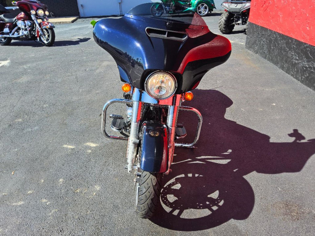 Street Glide®