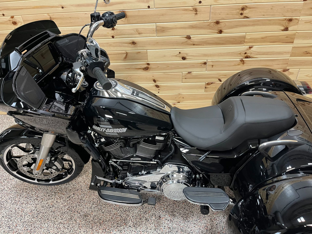 Road Glide® 3