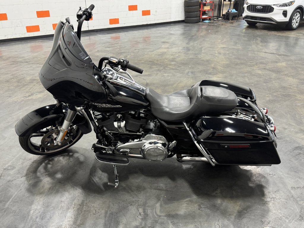 Street Glide® Special
