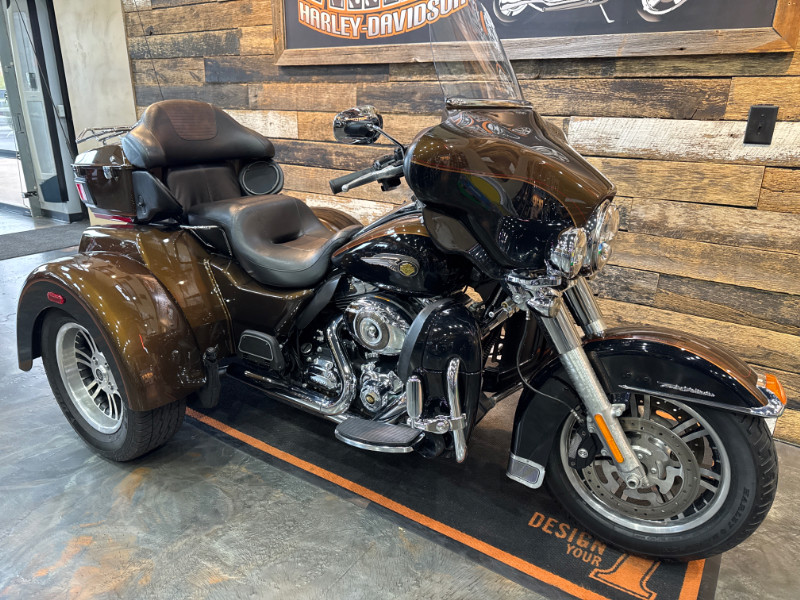 Tri Glide® Ultra Classic® 110th Anniversary