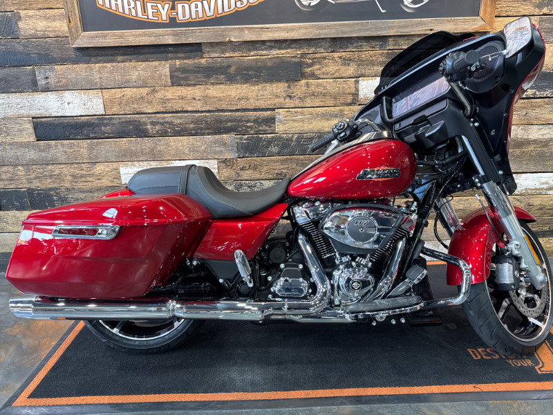 Street Glide®