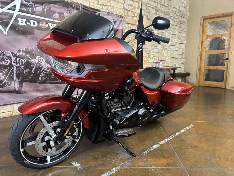 Road Glide®