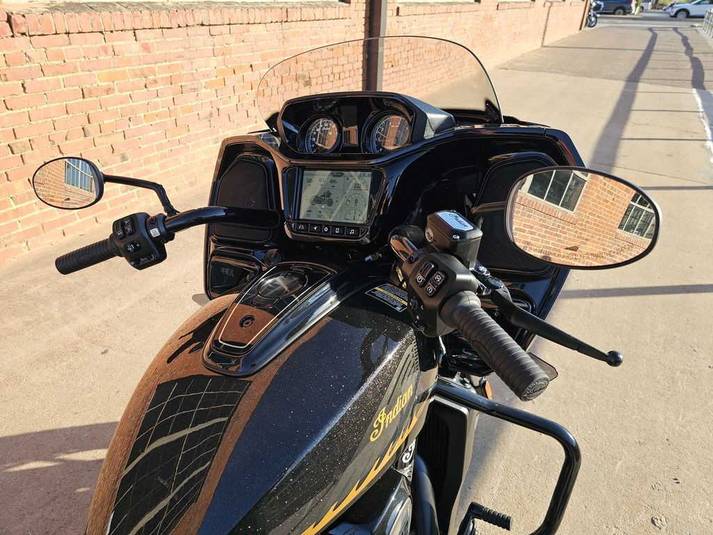 Challenger Dark Horse 112