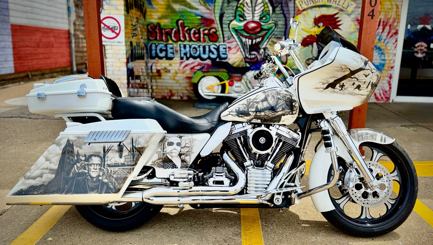 CVO™ Road Glide® Ultra