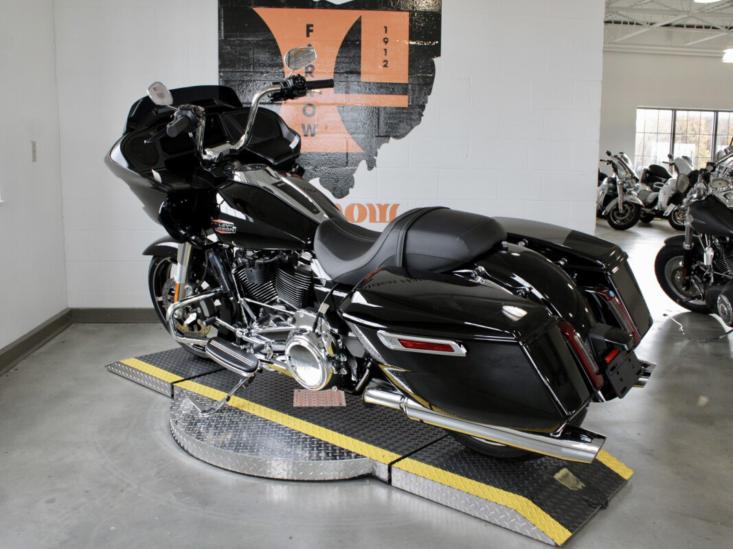 Road Glide®
