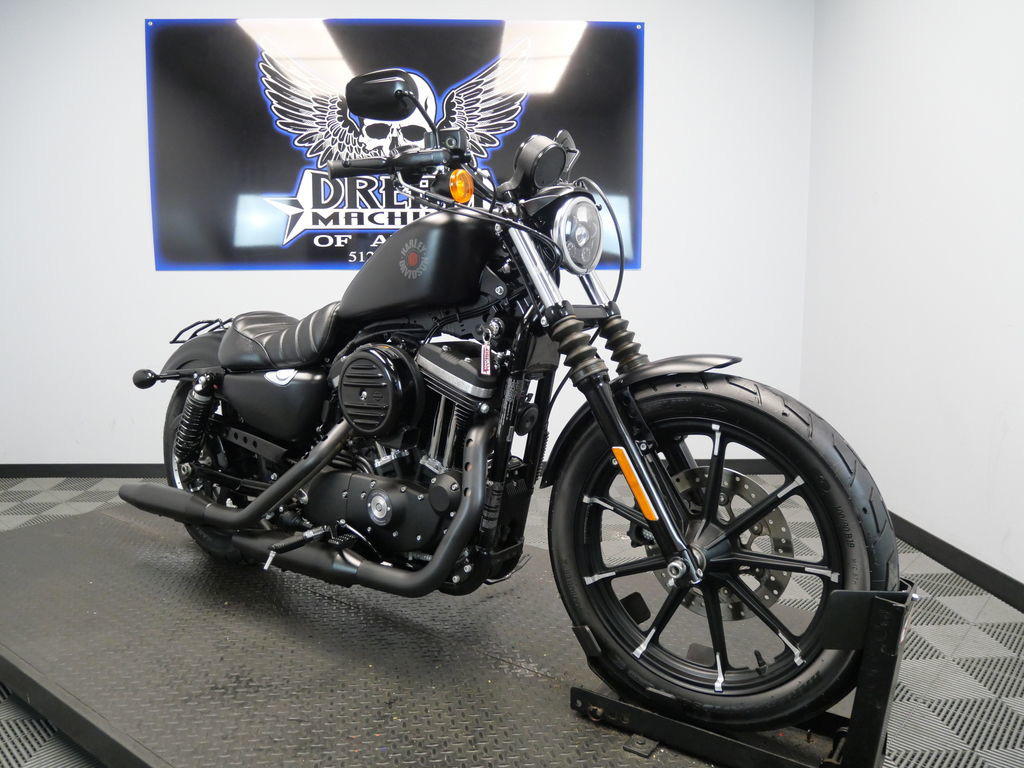 Iron 883®