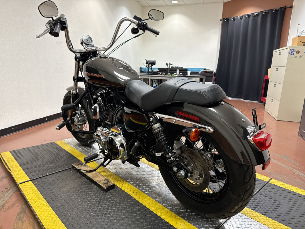 Sportster® 1200 Custom