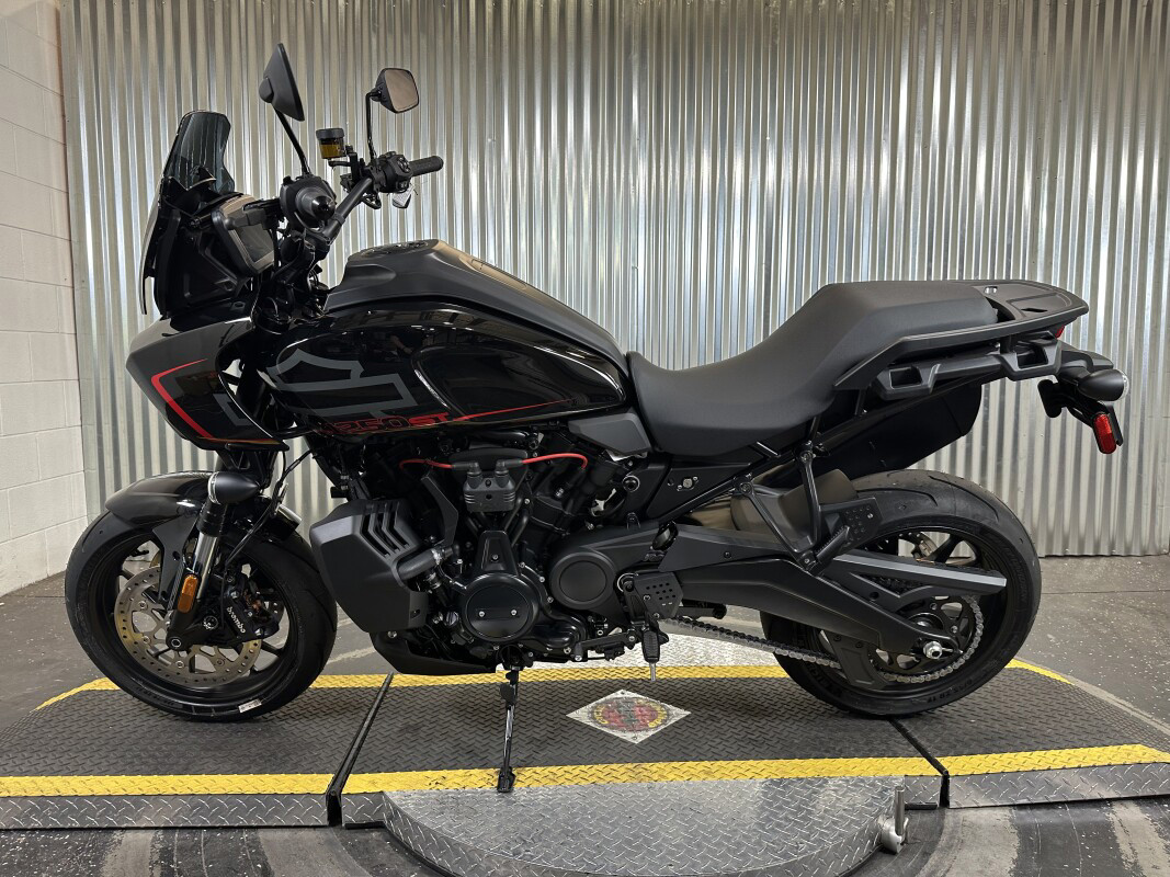 Pan America® 1250 ST