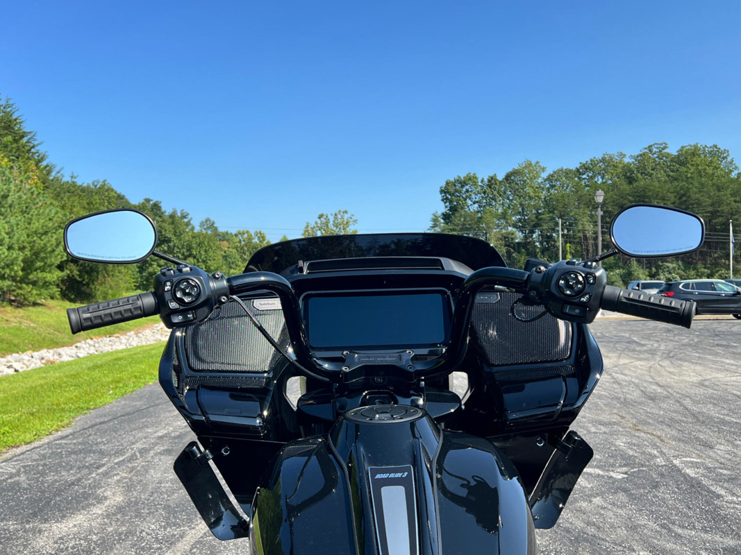 Road Glide® 3
