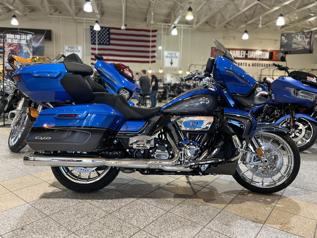 CVO® Street Glide® Limited