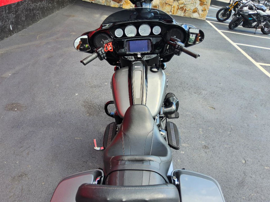 Street Glide® Special