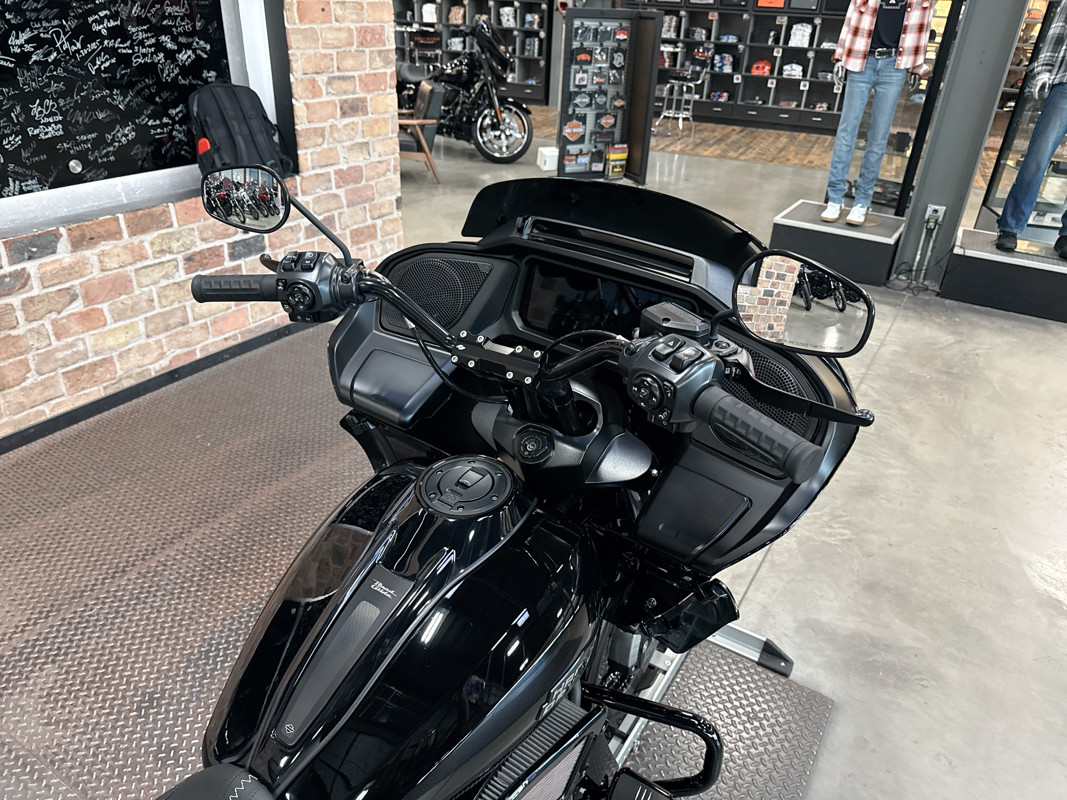 Road Glide®