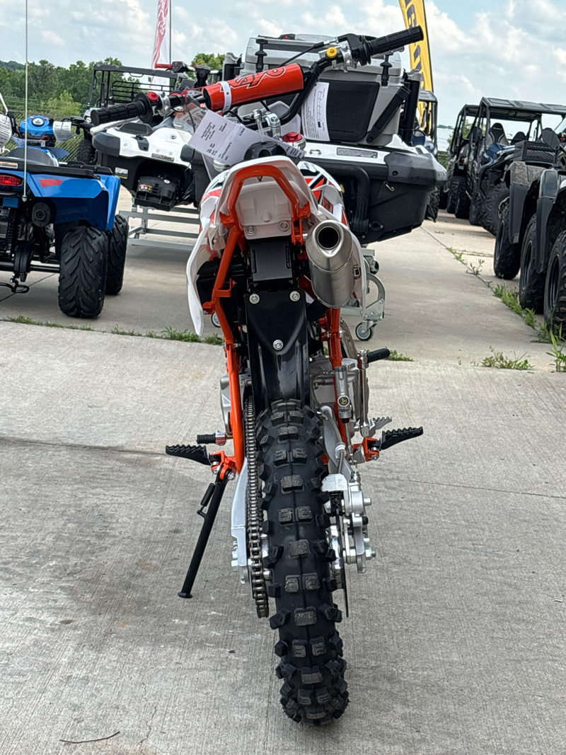 TT 125