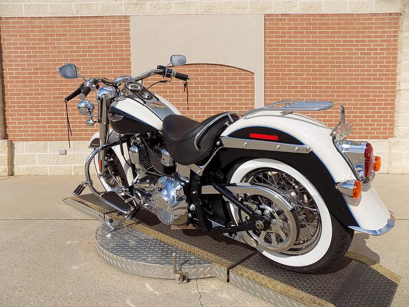 Softail® Deluxe