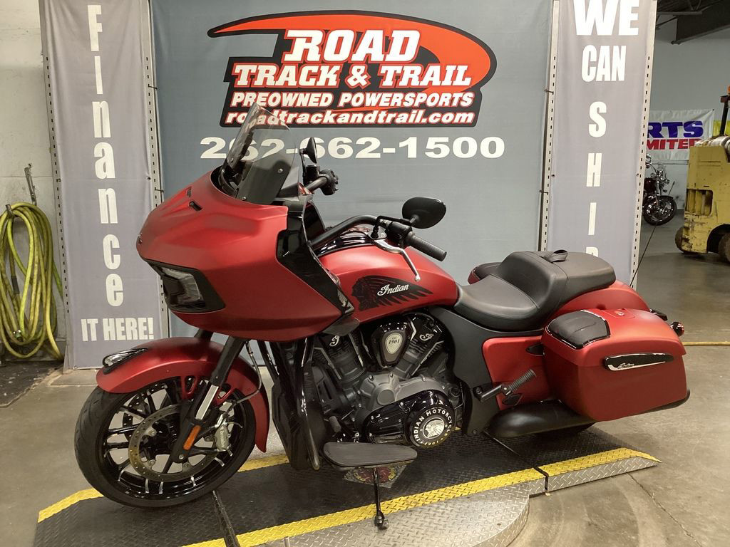 Challenger Dark Horse